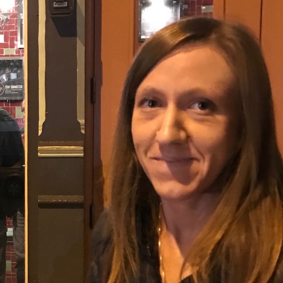 Meet your Posher, Dara - Picture 3 of 7